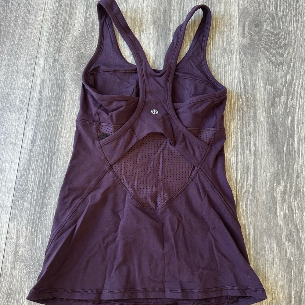 Lululemon Crossback Tank
Black Cherry - Picture 2 of 4